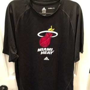 Miami Heat Men’s large t-shirt